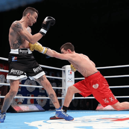 Pourquoi les jambes jouent-elles un rôle clé dans la puissance des coups en boxe ?