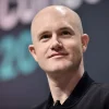 Le PDG de Coinbase appelle à huit améliorations du système financier
